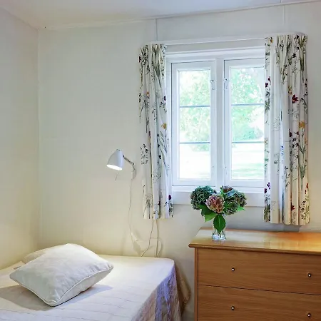 Сasa de vacaciones Two-bedroom Holiday In 10